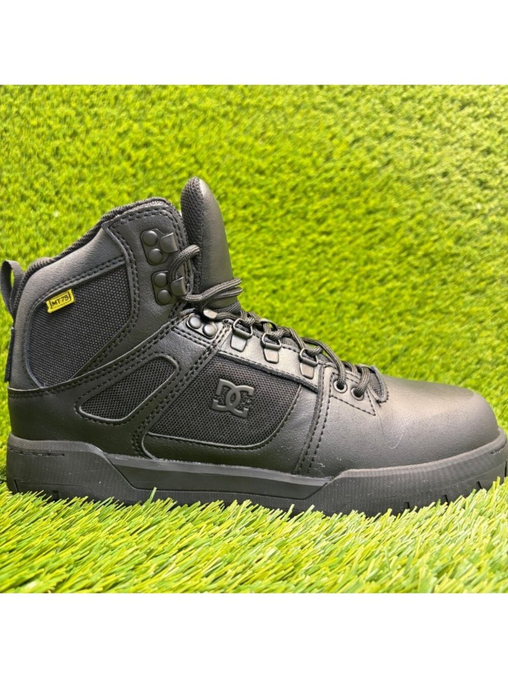 DC Pure Mens Size 7.5E Black Waterproof Leather Composite Toe Safety Work Shoes